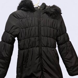 Girls Bebe Black Quilted Jacket with Faux Fur Trim and sequins size XL (16)